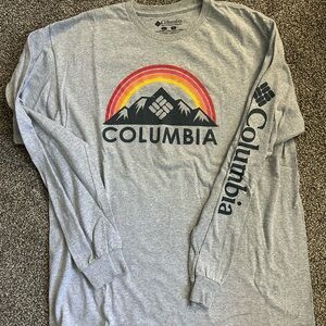 Columbia Gray Long Sleeve Tee with Mountain Graphic